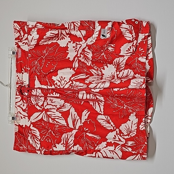 Chaps mens swim trunks. Red, white floral. Size XL. Velcro & tie front. - Picture 1 of 12